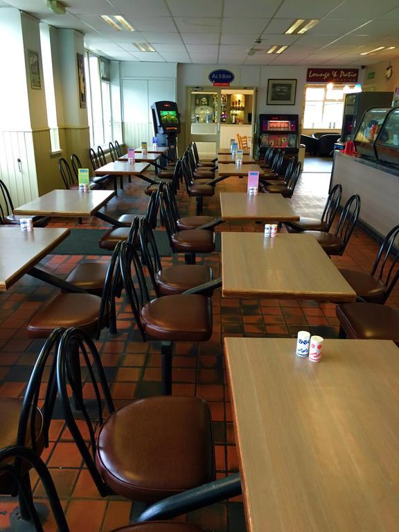 Redbeck Motel Wakefield Extérieur photo