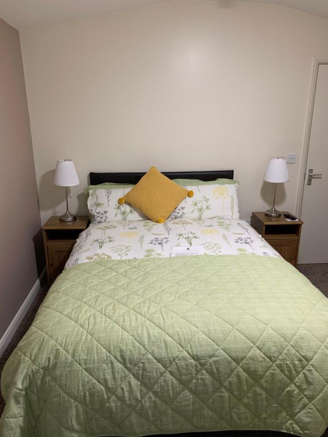 Redbeck Motel Wakefield Extérieur photo